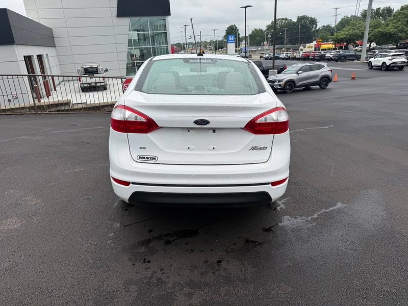 Used 2016 Ford Fiesta SE FWD image 7
