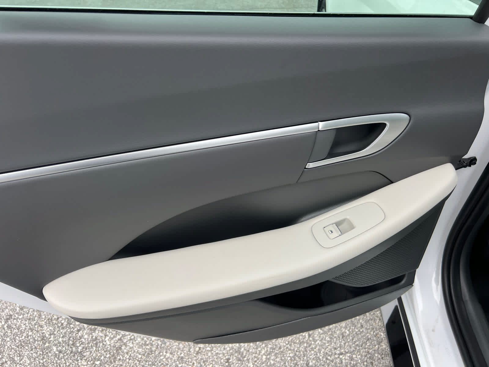 New 2026 Hyundai Sonata SEL FWD image 13