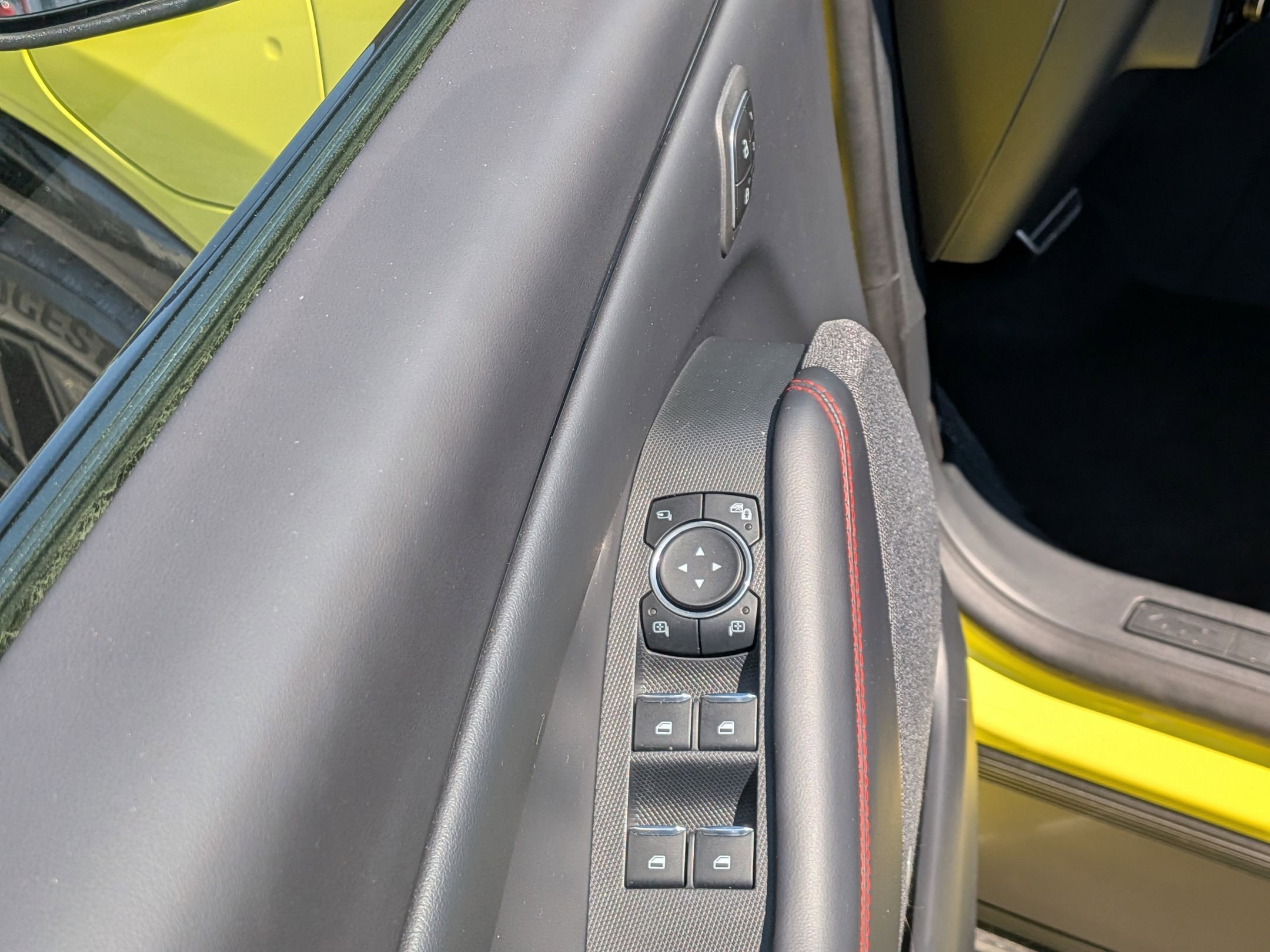 Used 2025 Ford Mustang Mach-E Premium w/ Sport Appearance Package image 11