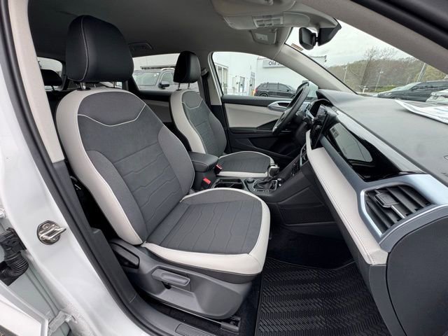 New 2026 Volkswagen Taos SE AWD/4WD image 25