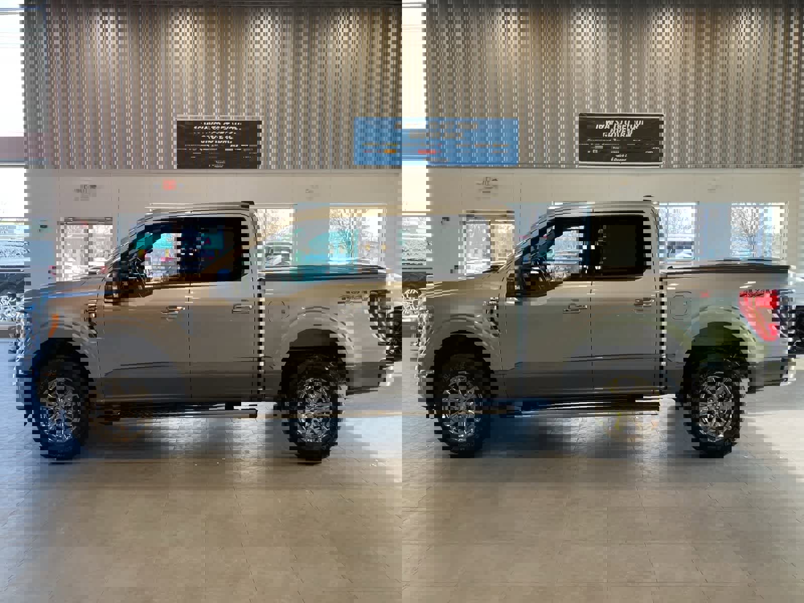 Used 2021 Ford F150 XLT w/ Equipment Group 302A High image 8