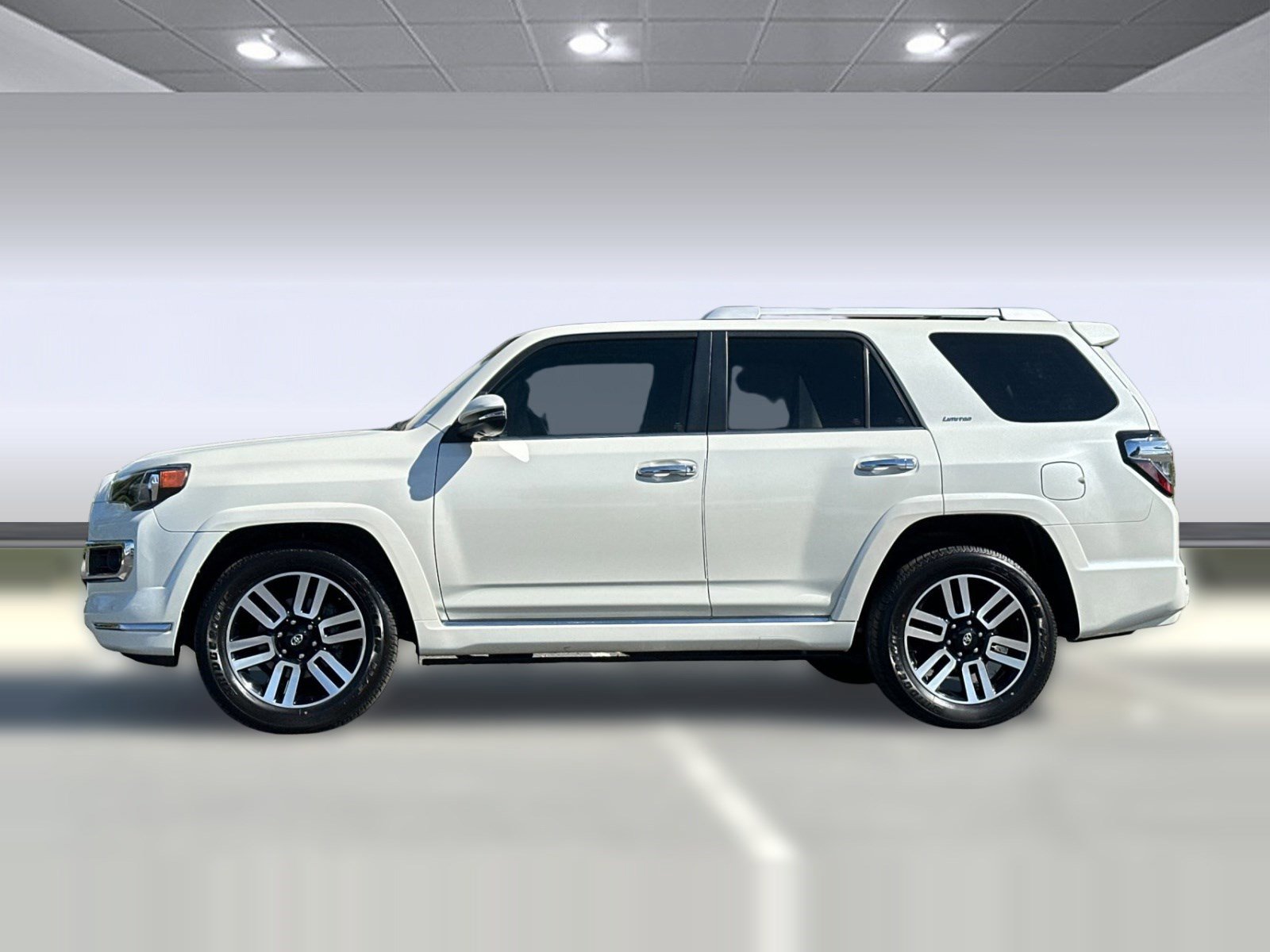 Used 2022 Toyota 4Runner Limited image 2