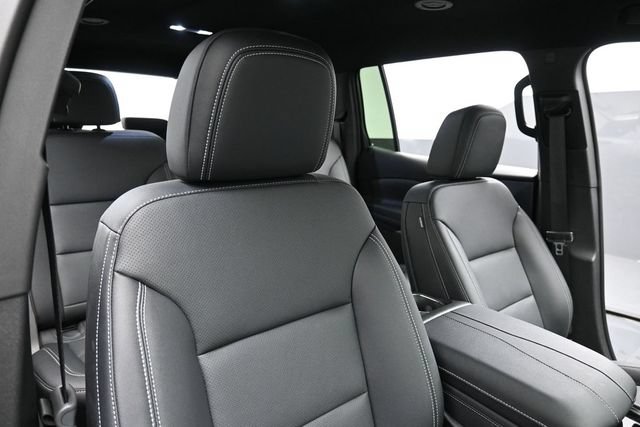 Used 2026 Chevrolet Traverse LT w/ Driver Confidence Package FWD image 31