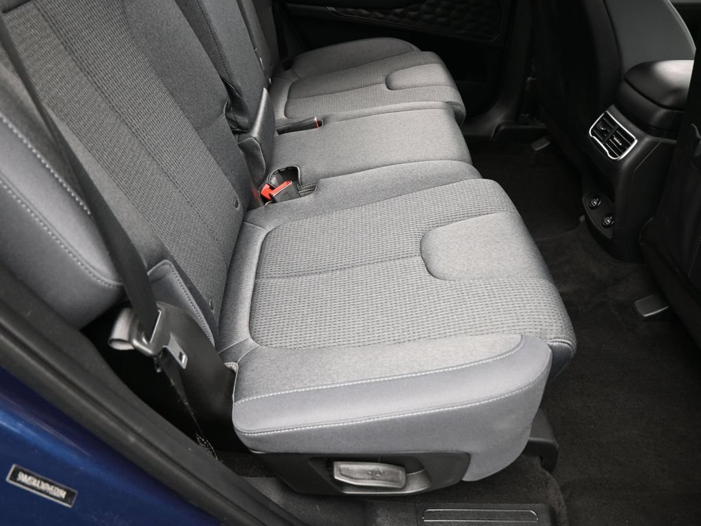 Used 2023 Hyundai Santa Fe SE FWD image 34