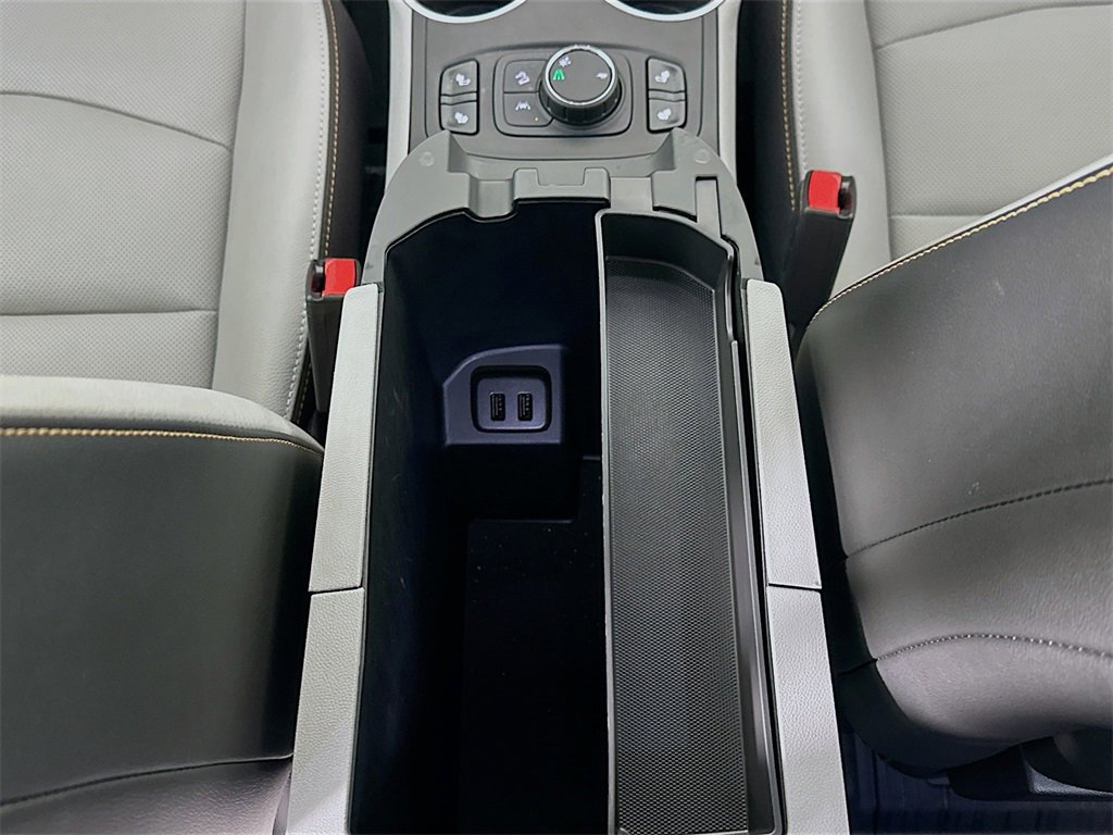 Used 2020 GMC Terrain SLT w/ Preferred Package image 26