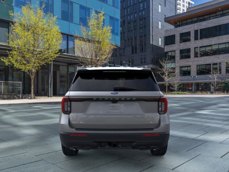 New 2026 Ford Explorer Active image 5