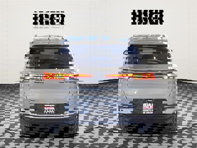 Certified 2024 Chevrolet Equinox EV RS image 6