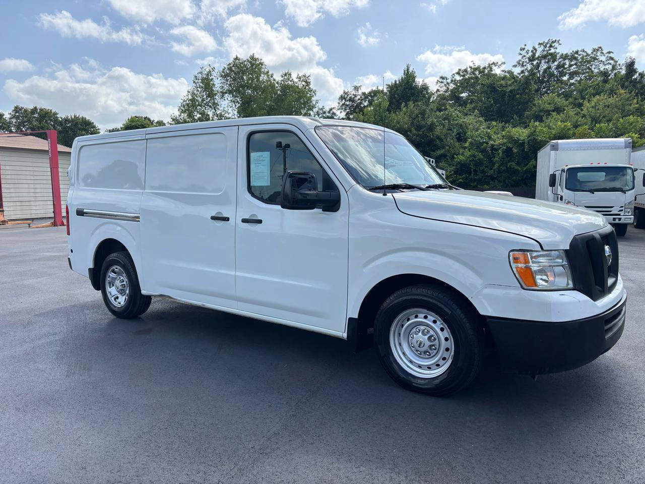 Used 2021 Nissan NV 2500 SV RWD image 2