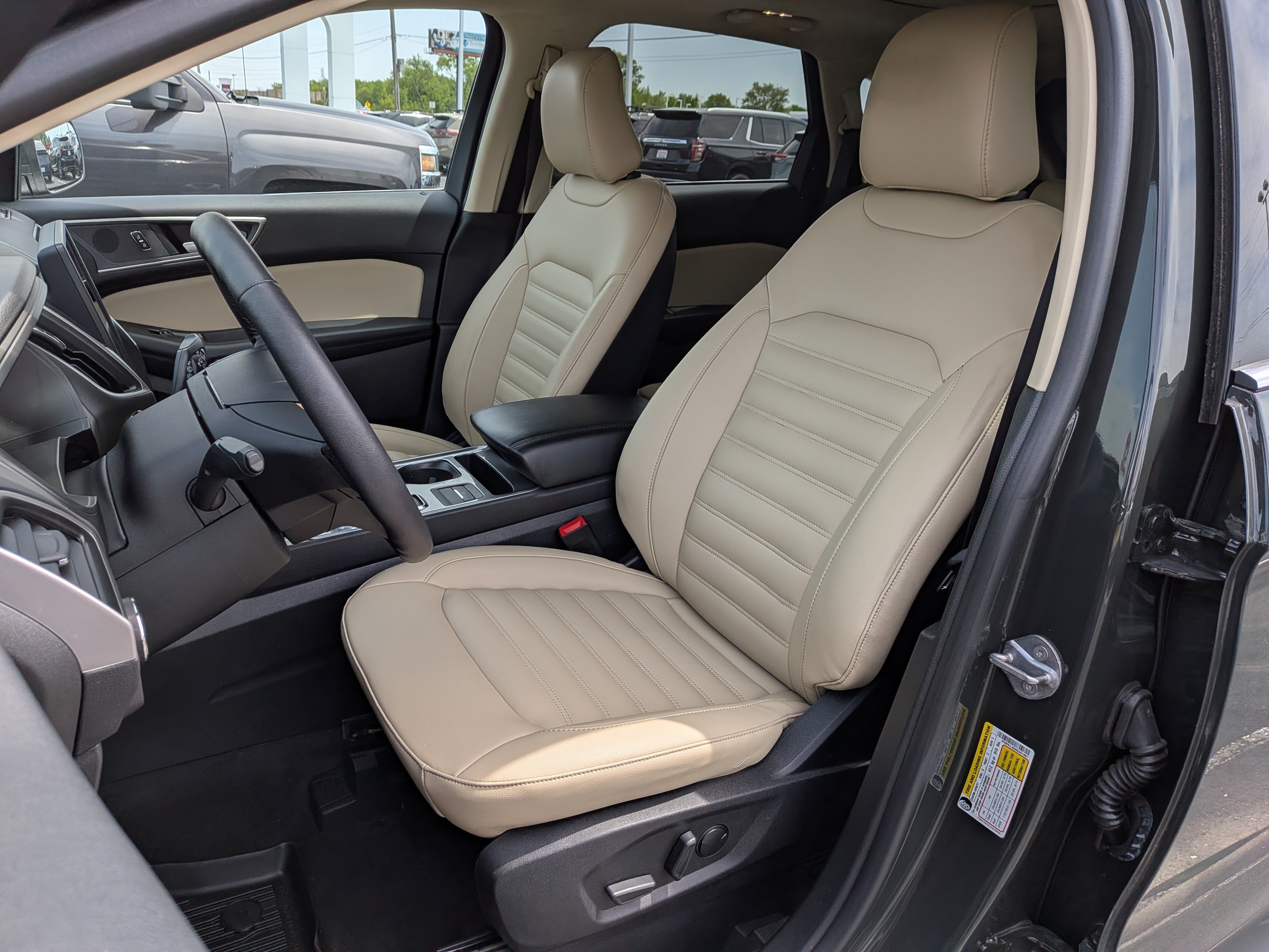 Used 2024 Ford Edge SEL w/ Convenience Package AWD/4WD image 13