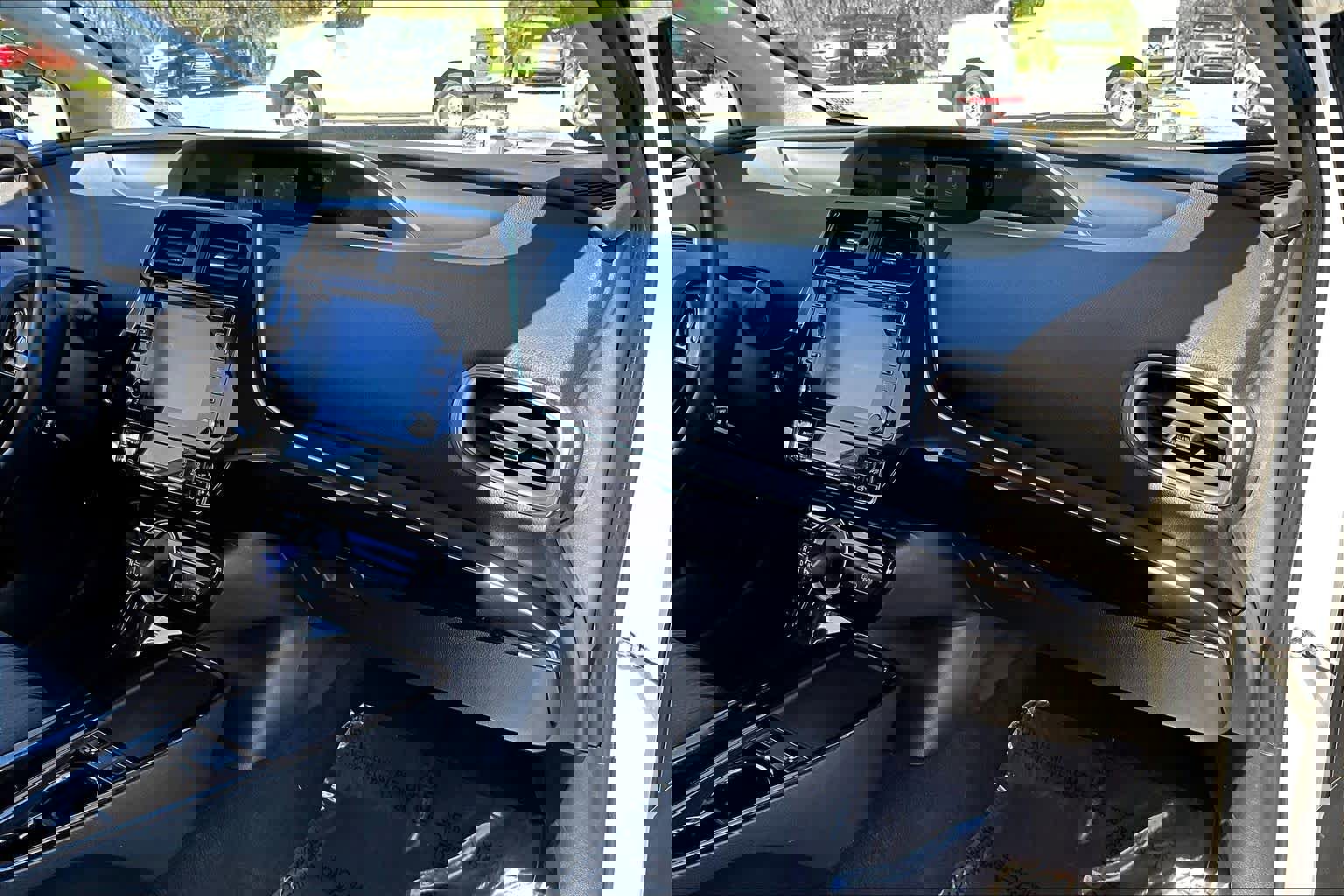 Used 2020 Toyota Prius Prime LE image 18