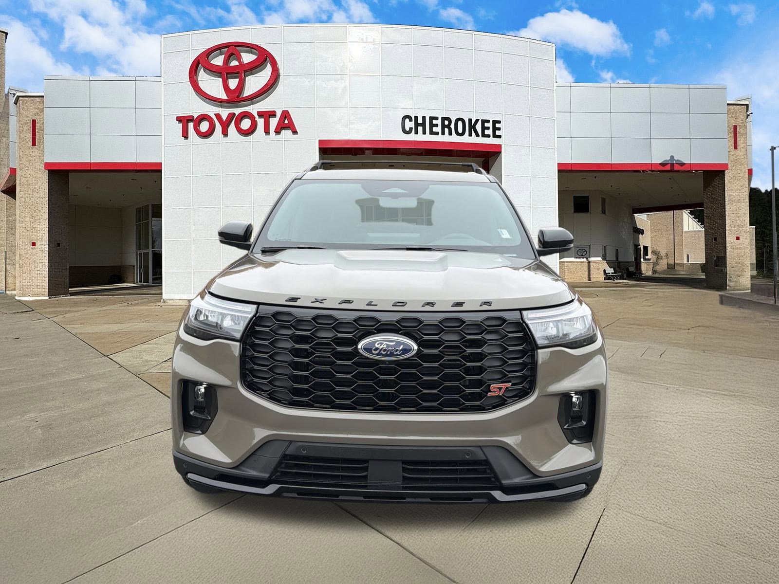 Used 2026 Ford Explorer ST w/ Sun And Sound Package image 2