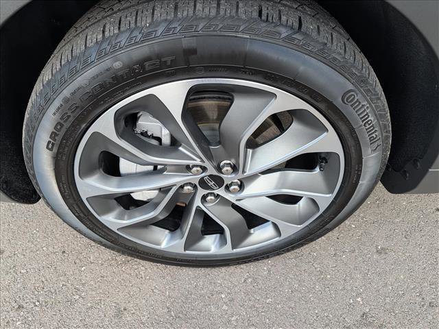 Certified 2022 Lincoln Nautilus Reserve image 9