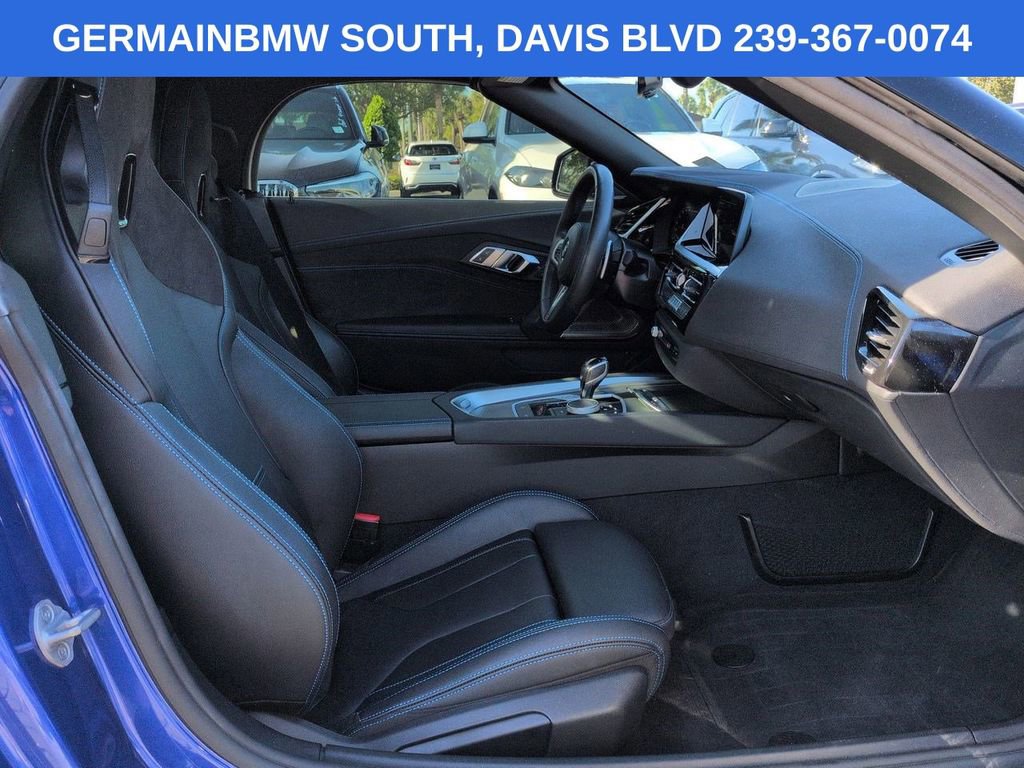 Certified 2025 BMW Z4 M40i w/ Premium Package RWD image 14
