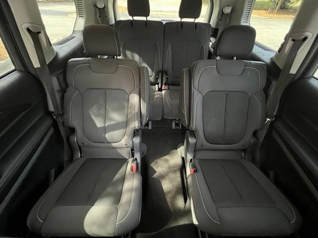 Used 2021 Jeep Grand Cherokee L Laredo w/ Luxury Tech Group I AWD/4WD image 25