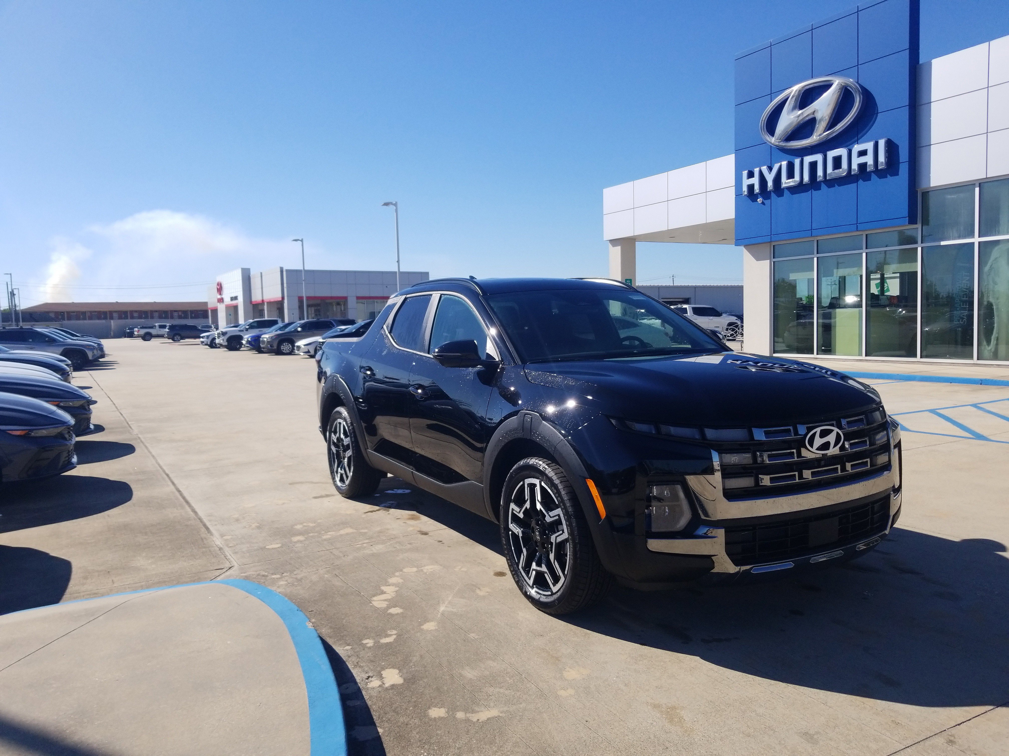 New 2025 Hyundai Santa Cruz Limited image 1