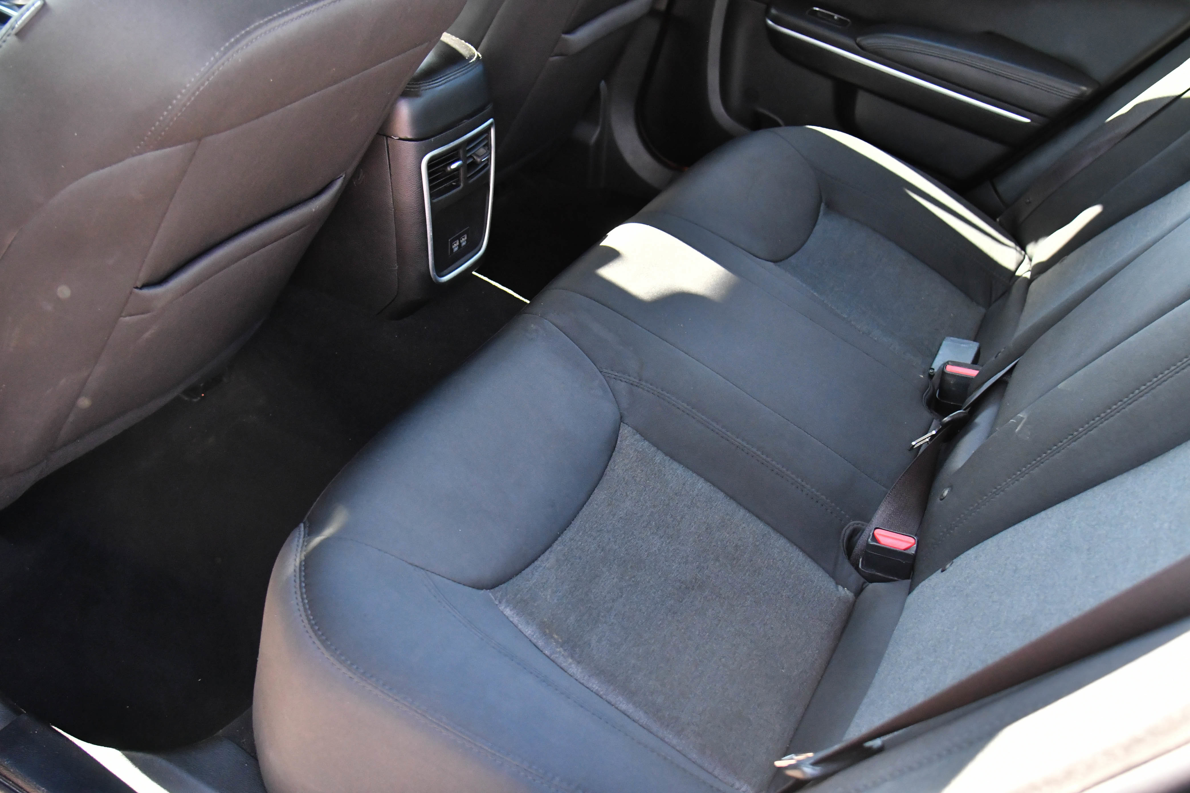 Used 2022 Chrysler 300 Touring w/ Sport Appearance Package image 33