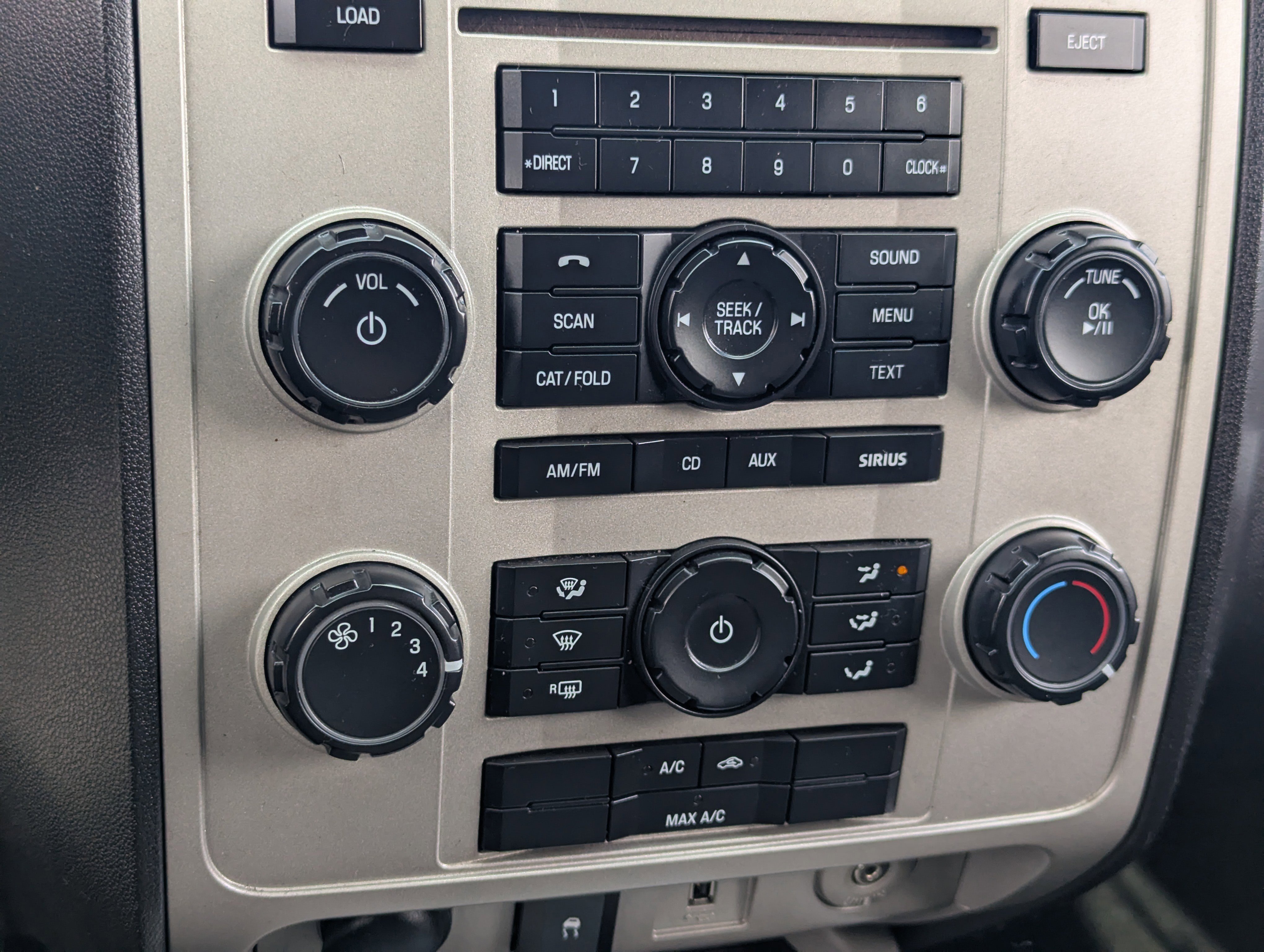 Used 2010 Ford Escape XLT image 23