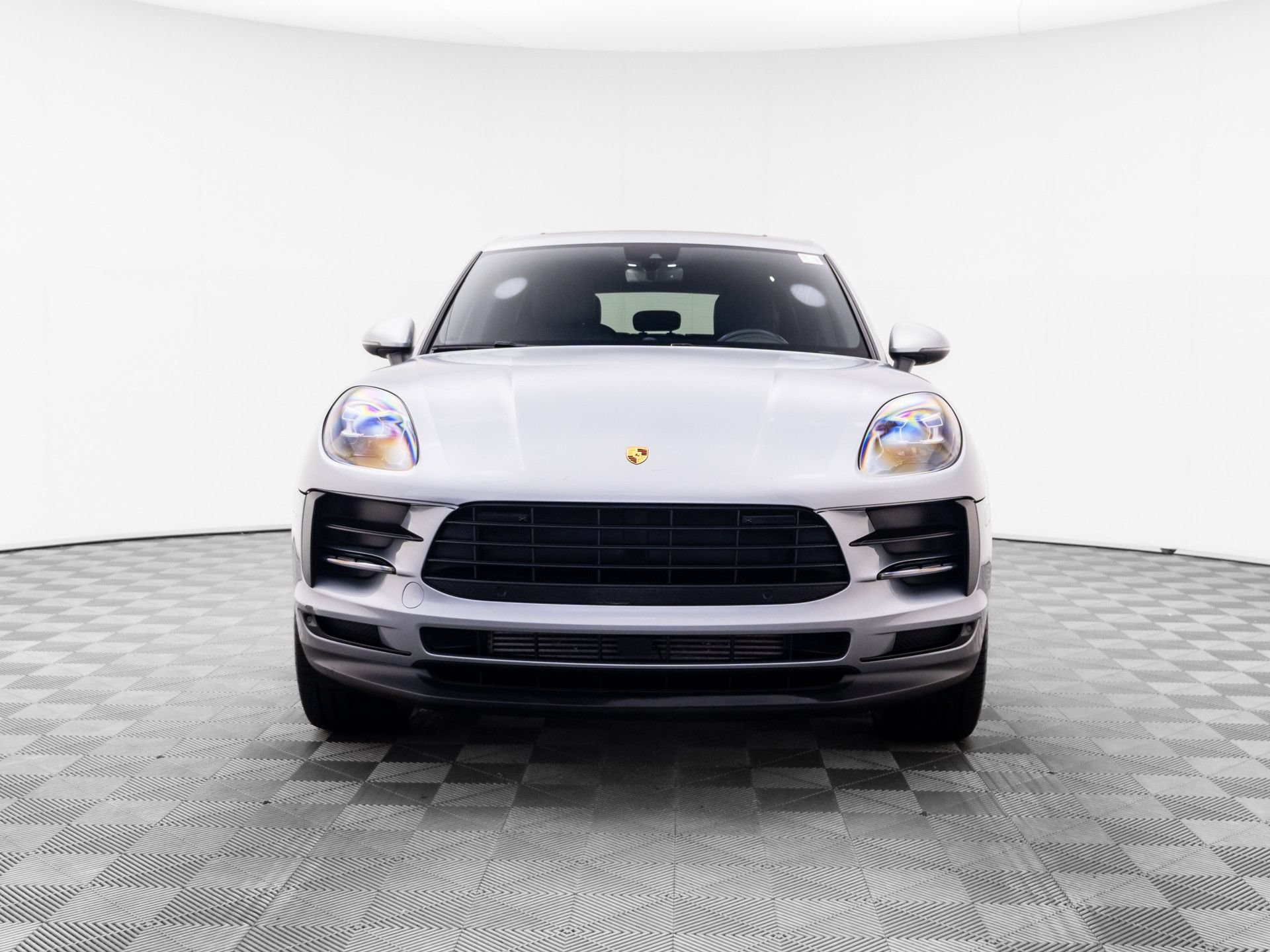 Used 2020 Porsche Macan AWD/4WD image 9