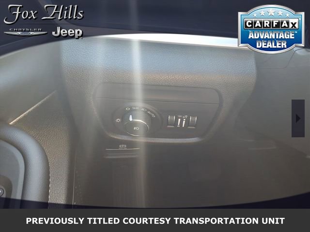 New 2025 Jeep Grand Cherokee Limited w/ Black Appearance Package image 15