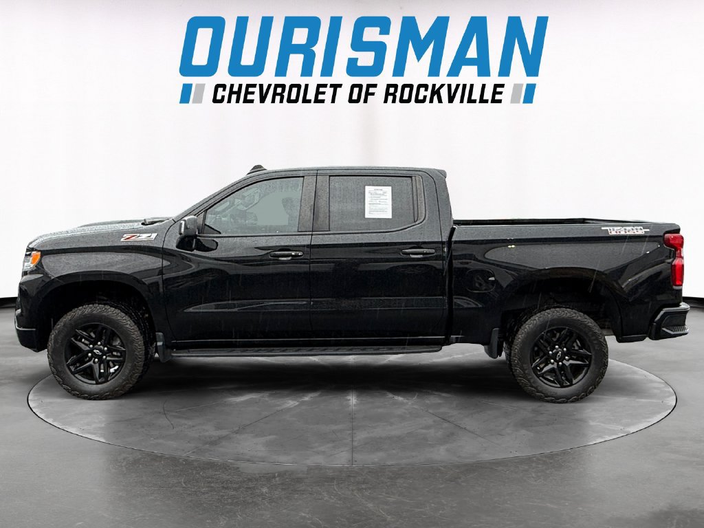Used 2023 Chevrolet Silverado 1500 LT Trail Boss w/ LT Trail Boss Premium Package AWD/4WD image 3
