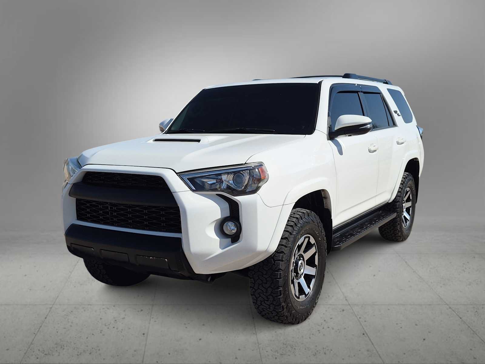 Used 2019 Toyota 4Runner TRD Off-Road Premium AWD/4WD image 4