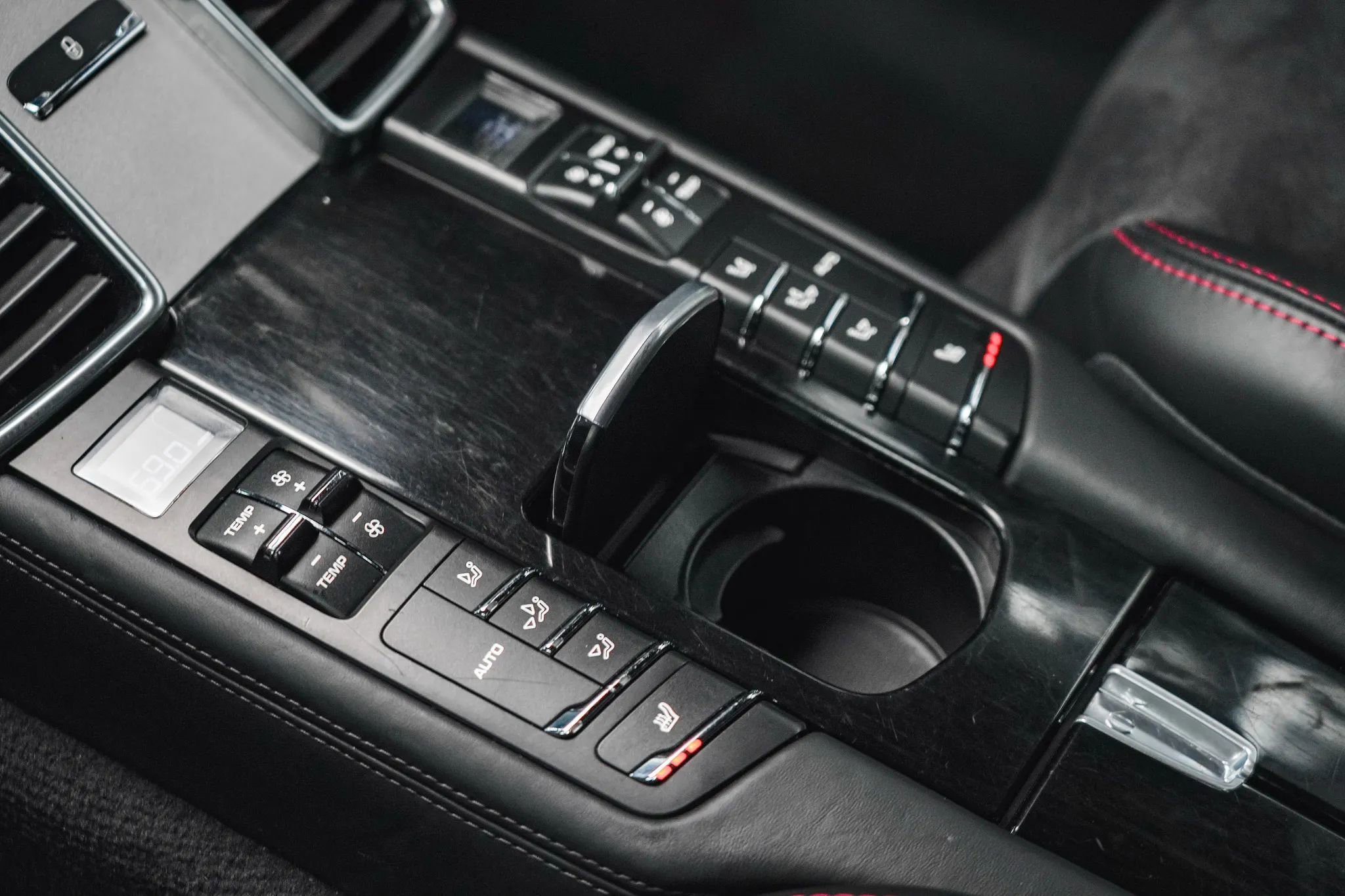 Used 2015 Porsche Panamera GTS w/ Premium Package Plus image 60