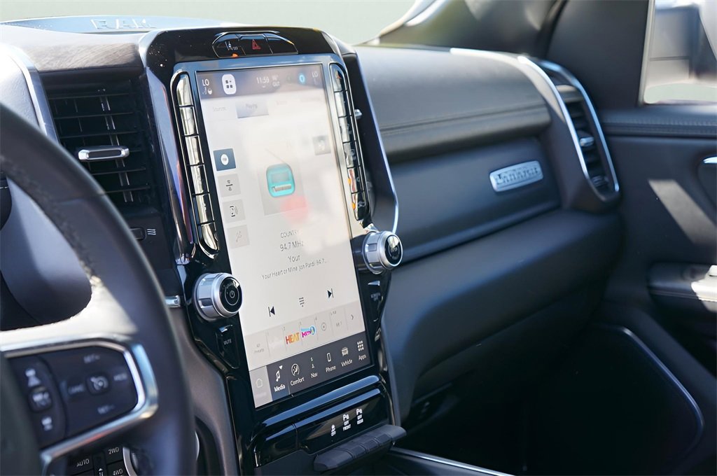 Used 2025 RAM 1500 Laramie image 16