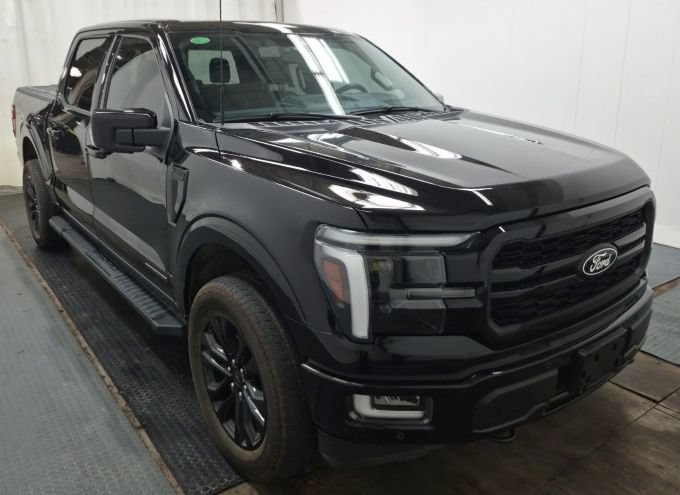 Used 2024 Ford F150 Lariat w/ Equipment Group 502A High AWD/4WD image 3