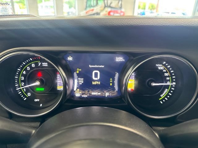 Used 2023 Jeep Wrangler Unlimited w/ Cold Weather Group AWD/4WD image 31