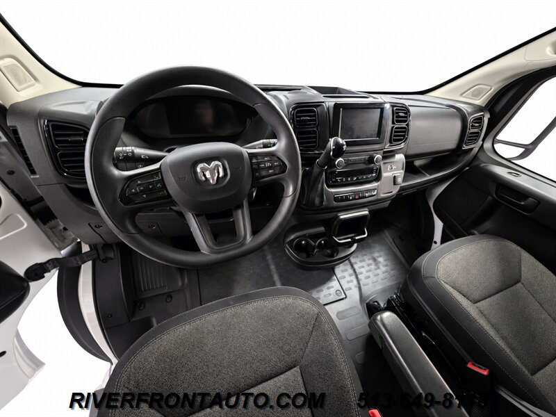 Used 2025 RAM ProMaster 2500 w/ U-Haul Equipment Group FWD image 8