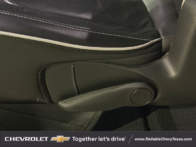 Used 2022 Chrysler Pacifica Limited FWD image 33