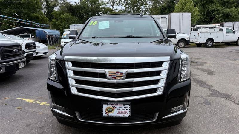 Used 2016 Cadillac Escalade ESV Luxury AWD/4WD image 6