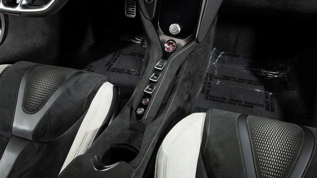 Used 2024 McLaren 750S image 15