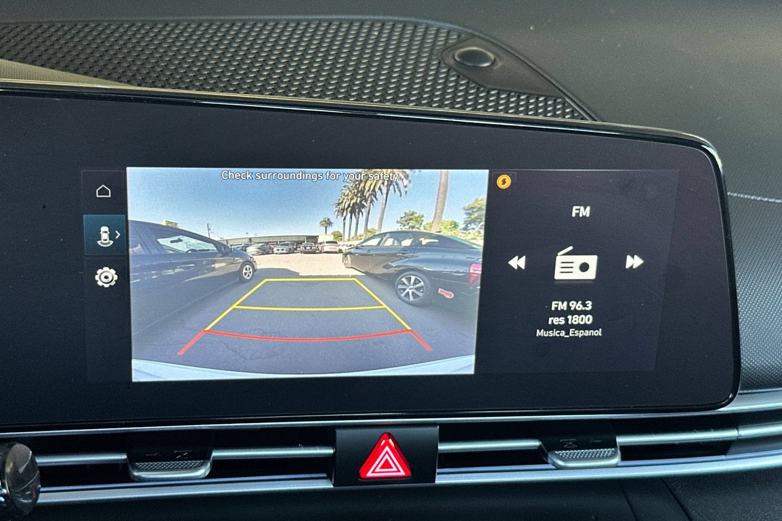 Used 2025 Hyundai Elantra SEL FWD image 20