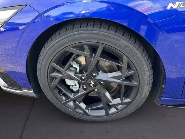 Used 2025 Hyundai Elantra N Line FWD image 9