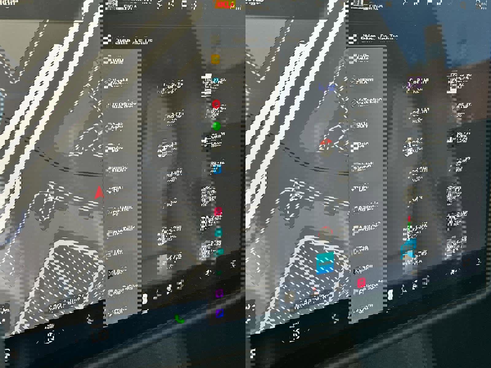 Used 2022 Tesla Model X image 16