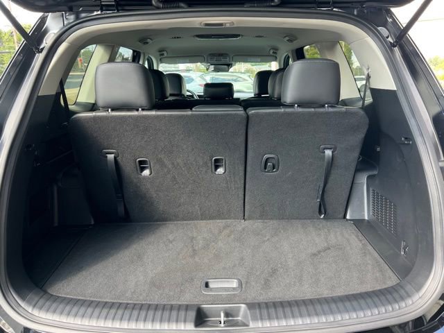 Used 2025 Kia Telluride LX image 11