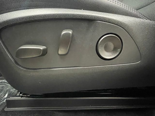 New 2026 Chevrolet Blazer EV LT image 9