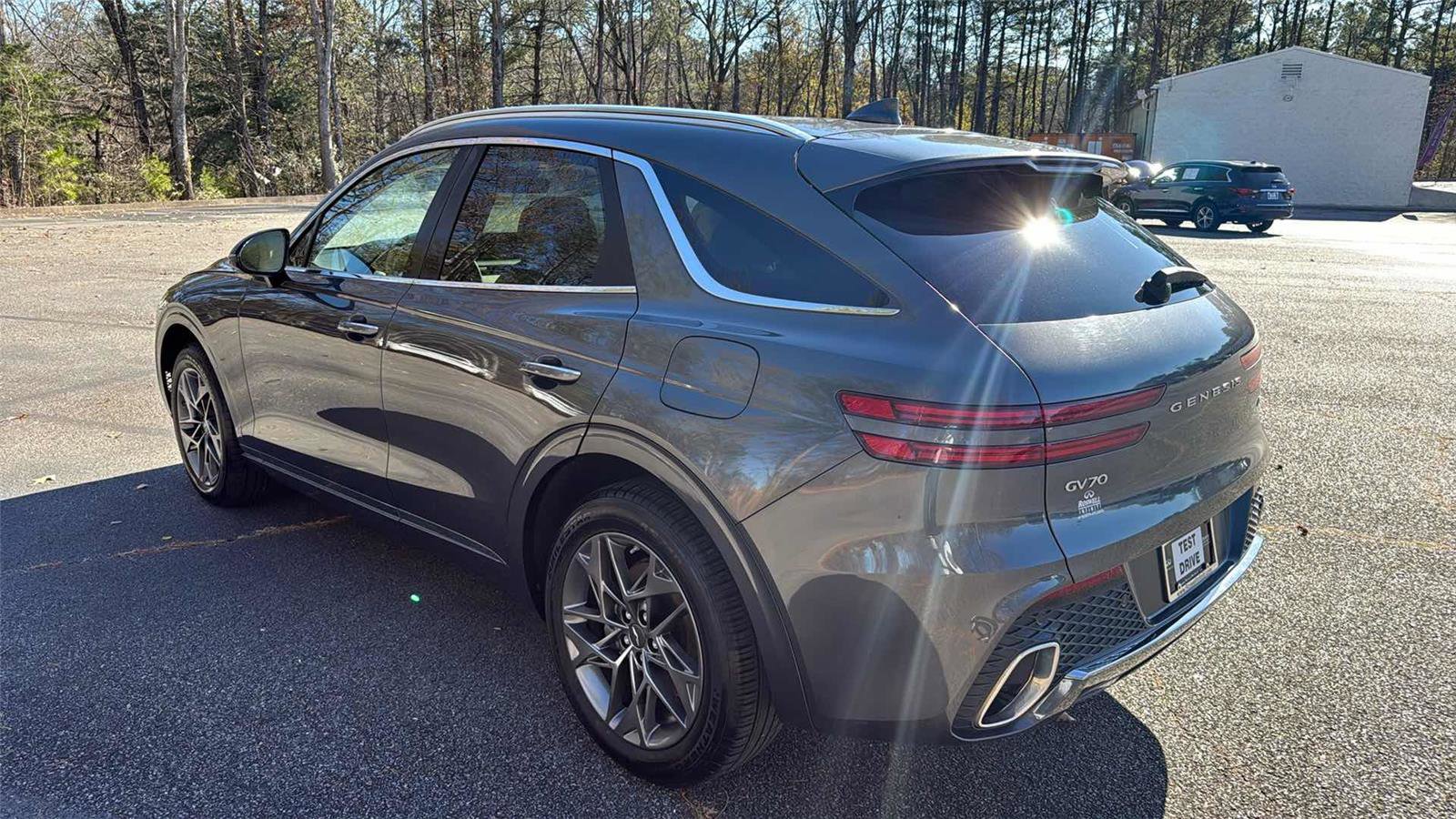 Used 2022 Genesis GV70 2.5T w/ Select Package image 7