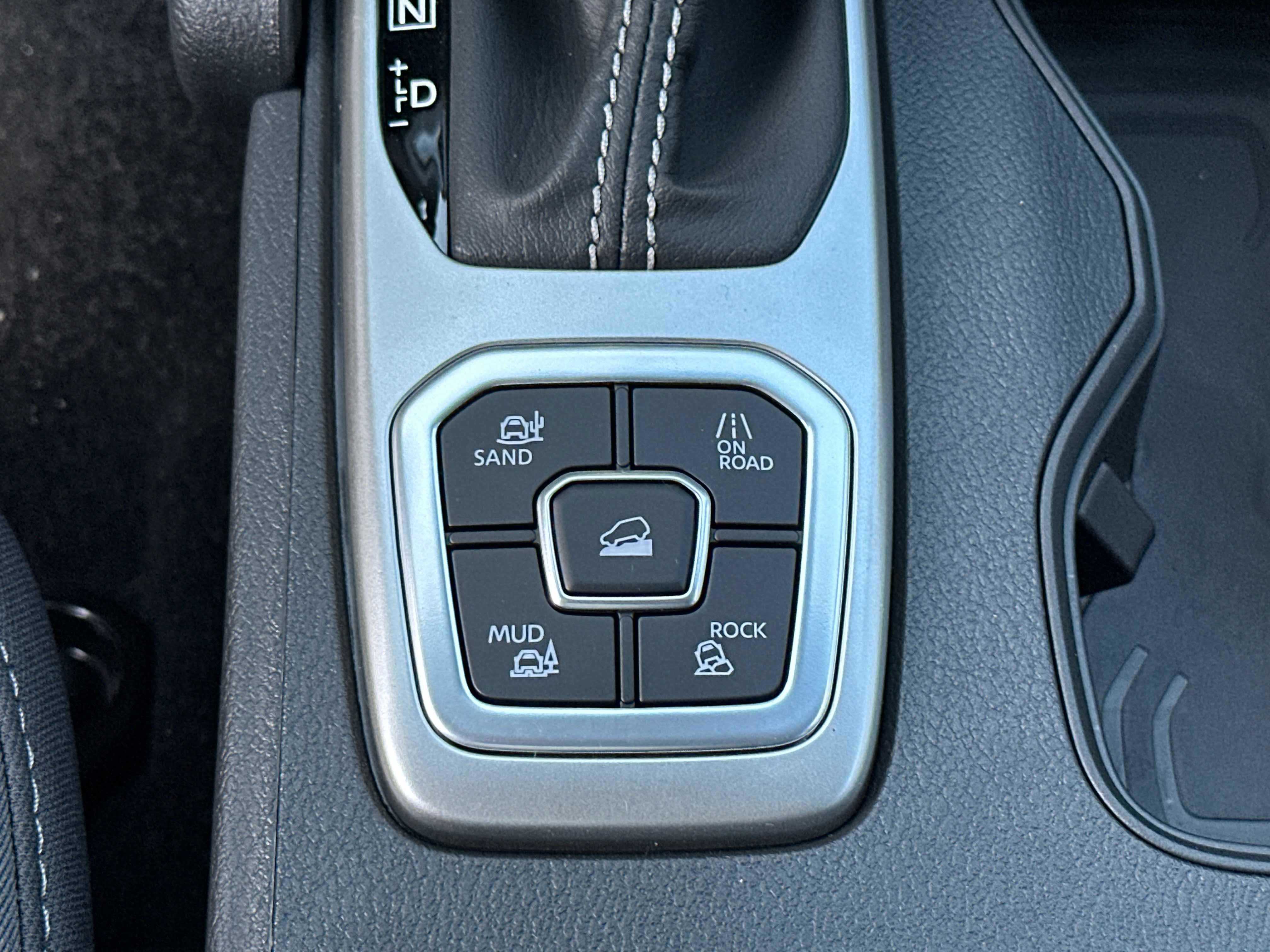 New 2026 Nissan Frontier SV w/ SV Convenience Package image 34