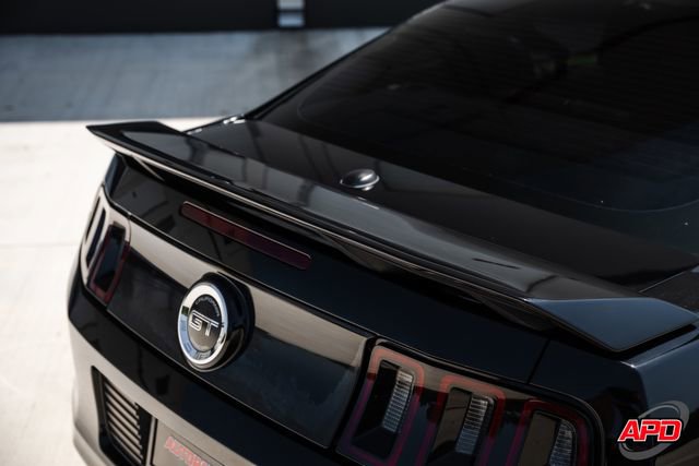 Used 2013 Ford Mustang GT Premium RWD image 28
