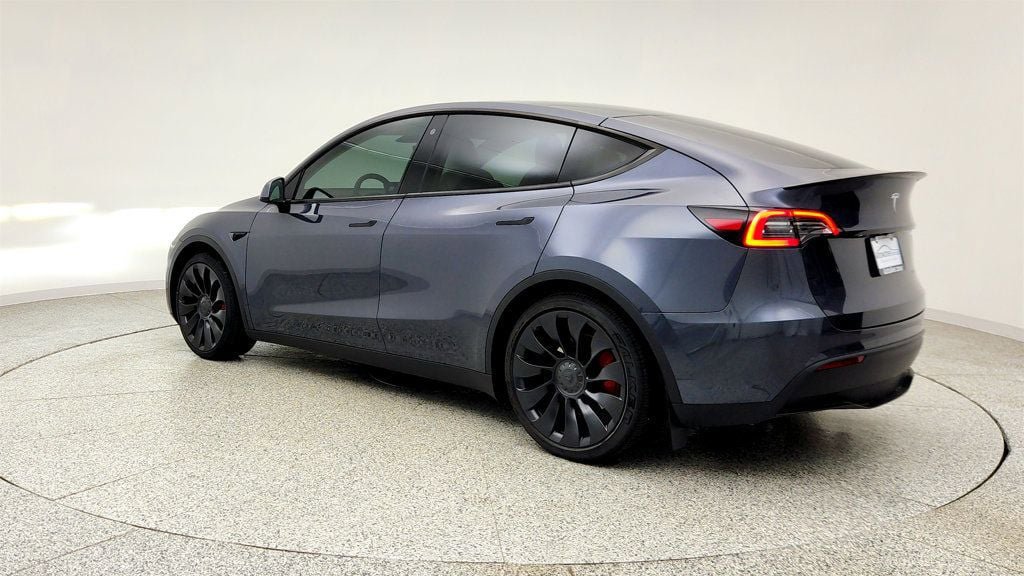Used 2022 Tesla Model Y Performance image 7