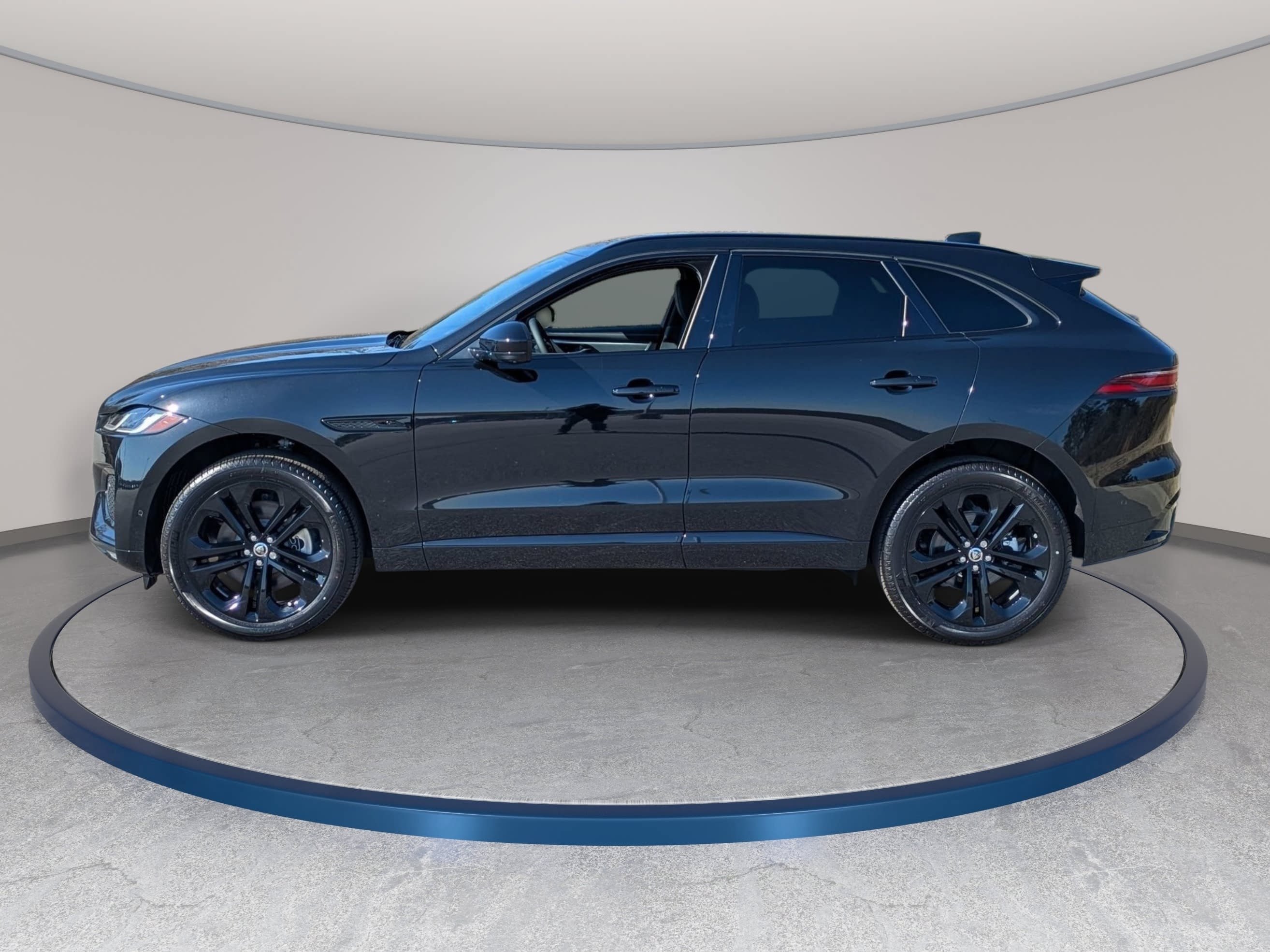 New 2026 Jaguar F-PACE R-Dynamic S AWD/4WD image 8