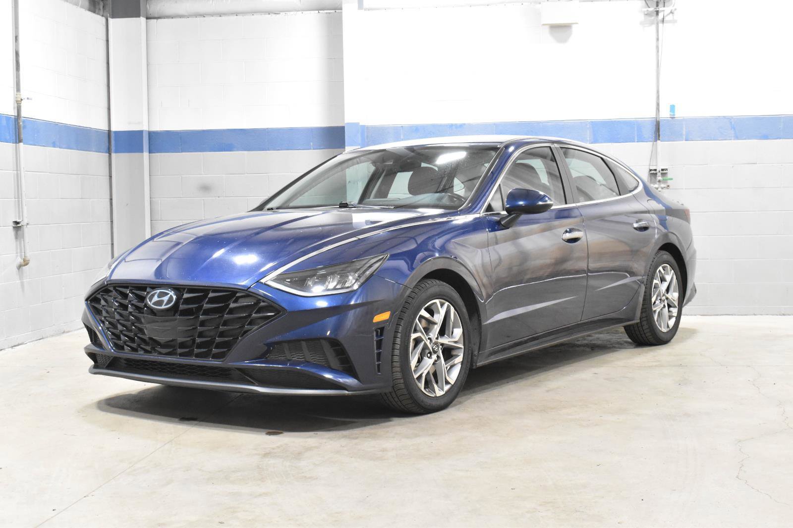 Used 2020 Hyundai Sonata SEL w/ Convenience Package FWD image 2