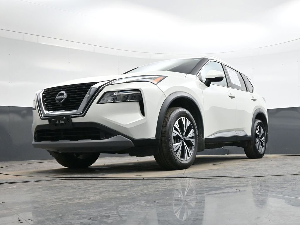 Used 2023 Nissan Rogue SV w/ SV Premium Package image 41