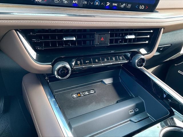 New 2026 Chevrolet Tahoe High Country AWD/4WD image 24