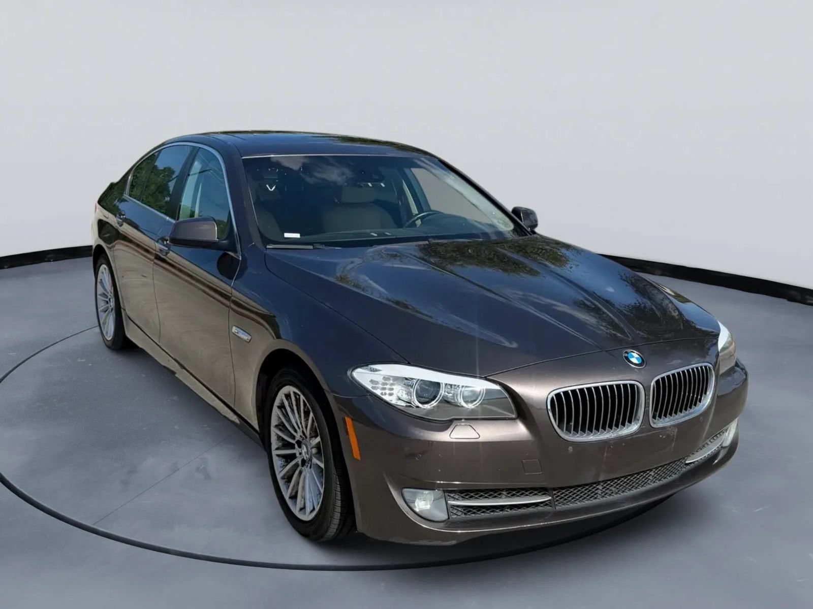 Used 2011 BMW 535i Sedan RWD image 3
