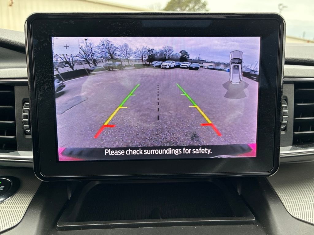 Used 2020 Ford Explorer XLT w/ Equipment Group 202A image 21