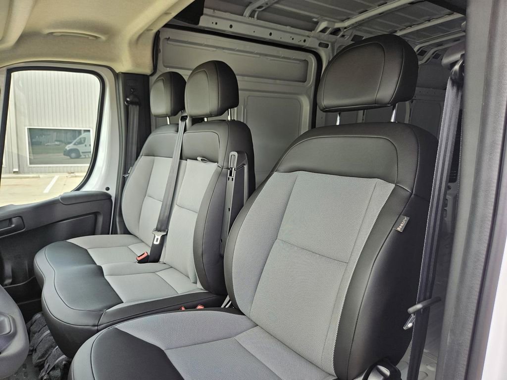New 2026 RAM ProMaster 2500 w/ Convenience Group image 16