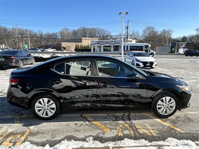 Used 2023 Nissan Sentra S image 9